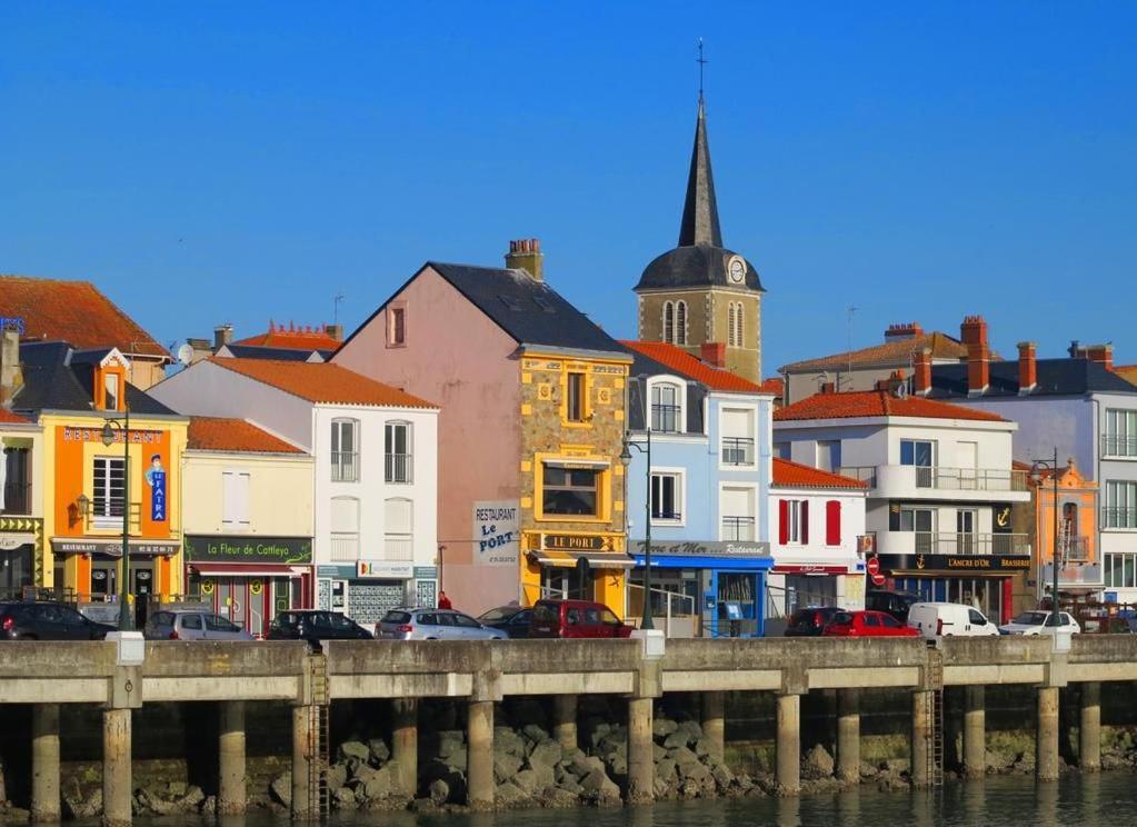 Maison De Pecheur Renovee Avec Cour Proche Du Port Les Sables-dʼOlonne Eksteriør bilde